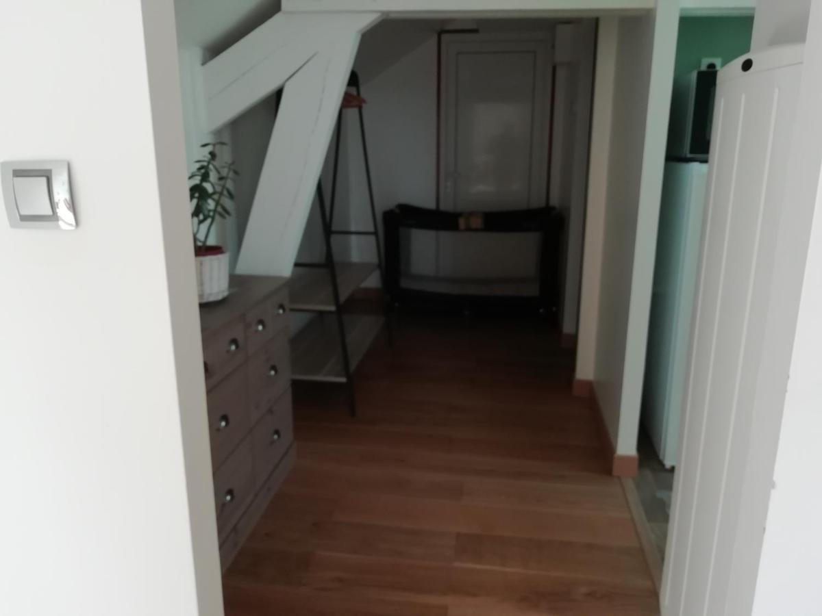 Etage A La Ferme Avec Piscine Interieure Privative, Selon Date Bassee Exterior foto